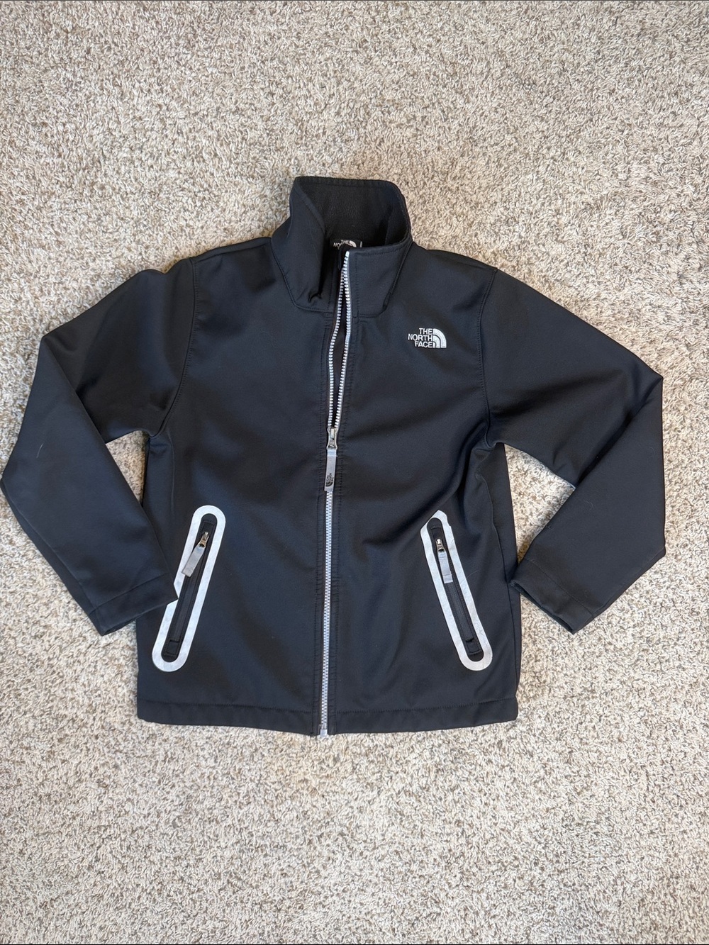 The North Face Black Softshell Jacket - Kids - Boys size 10/12 Medium